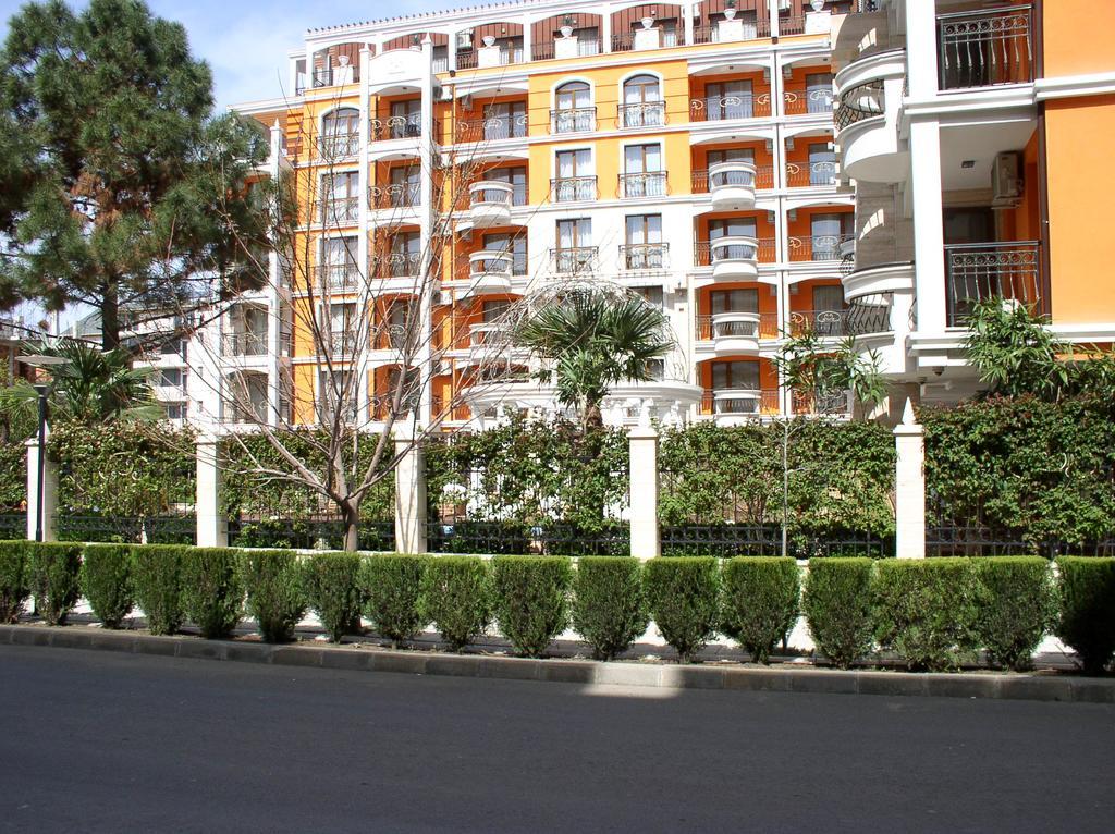 Lvv Palace Apartment Slantschew brjag Exterior foto